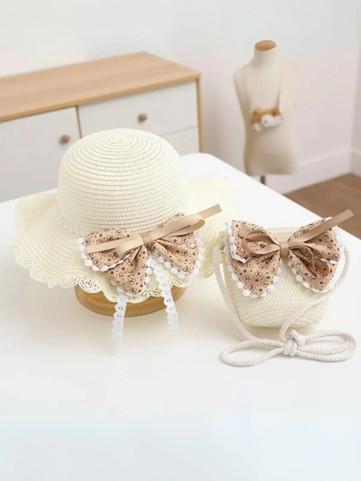 Sunny Day Out Bow Straw Hat Set